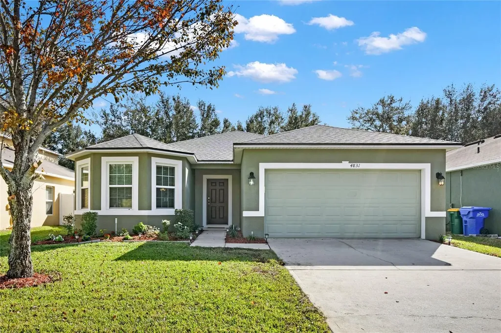 4831 Waters Gate Drive Tavares FL 32778