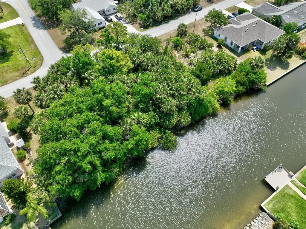 65 Coral Reef Court N Palm Coast FL 32137