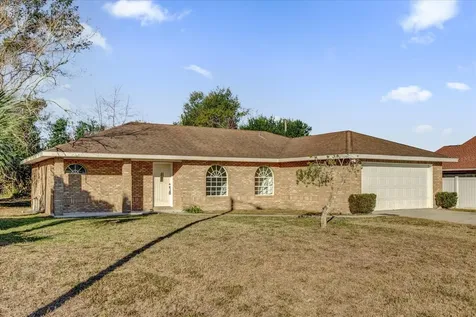 2102 Kingswood Avenue Deltona FL 32725