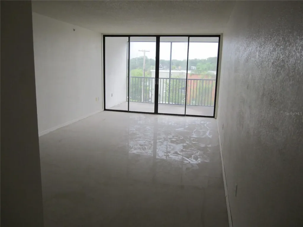 2424 W Tampa Bay Boulevard Tampa FL 33607