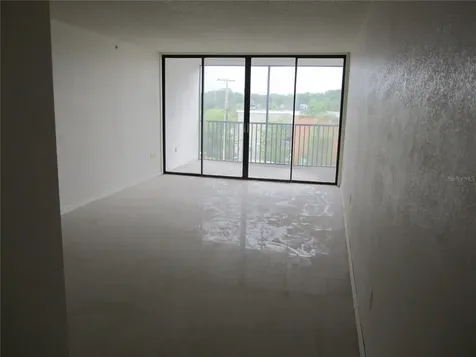 2424 W Tampa Bay Boulevard Tampa FL 33607