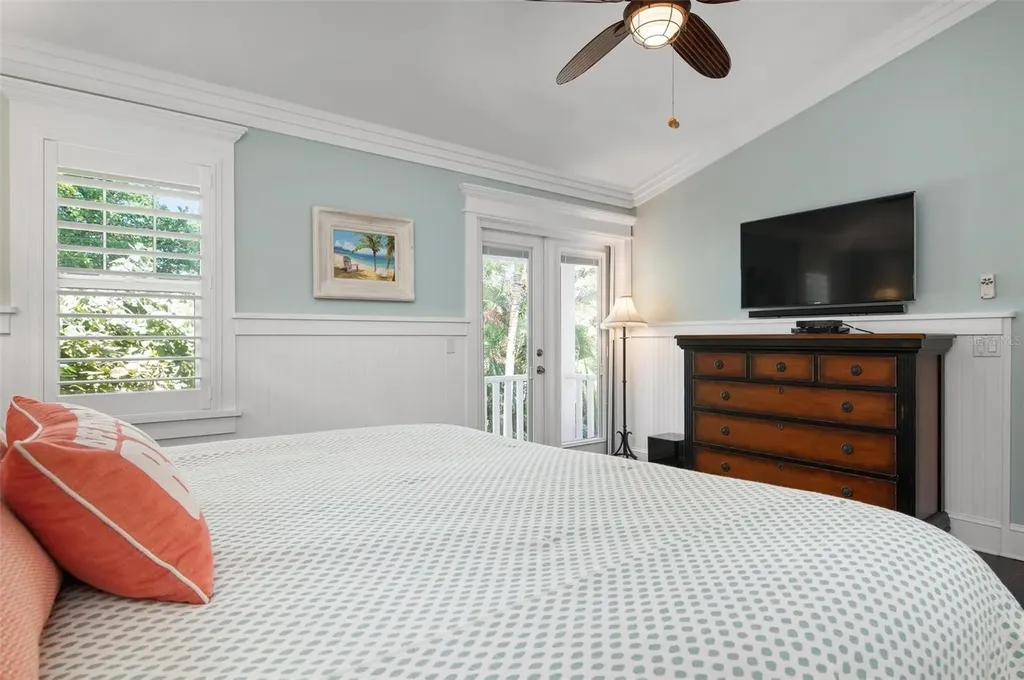 116 50th Street Holmes Beach FL 34217