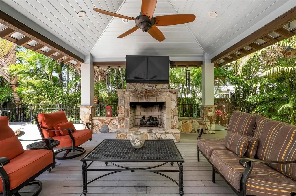 116 50th Street Holmes Beach FL 34217