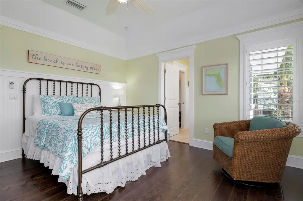 116 50th Street Holmes Beach FL 34217