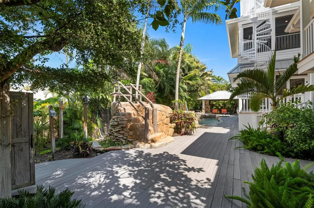 116 50th Street Holmes Beach FL 34217