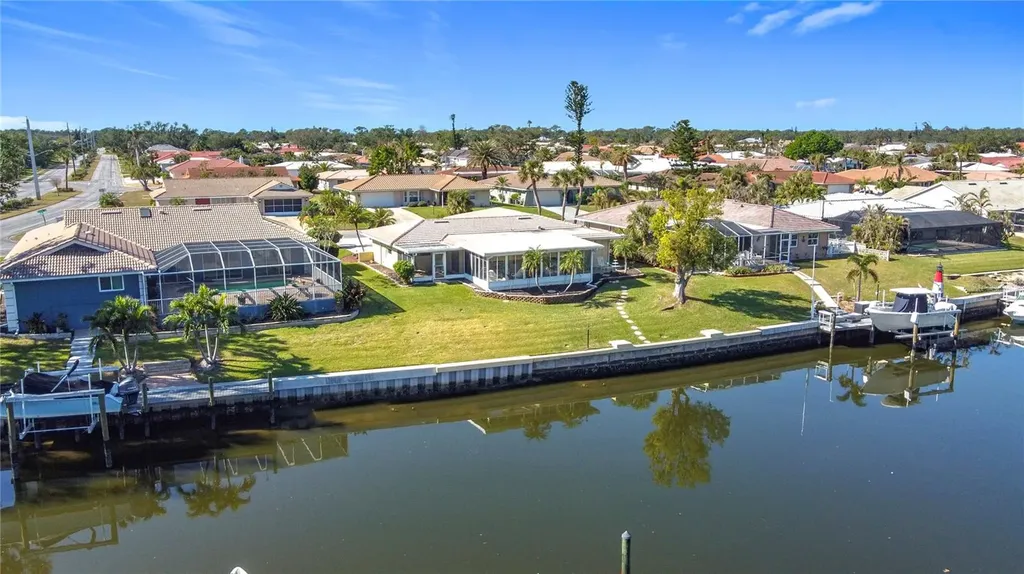 4 Windsor Drive Englewood FL 34223
