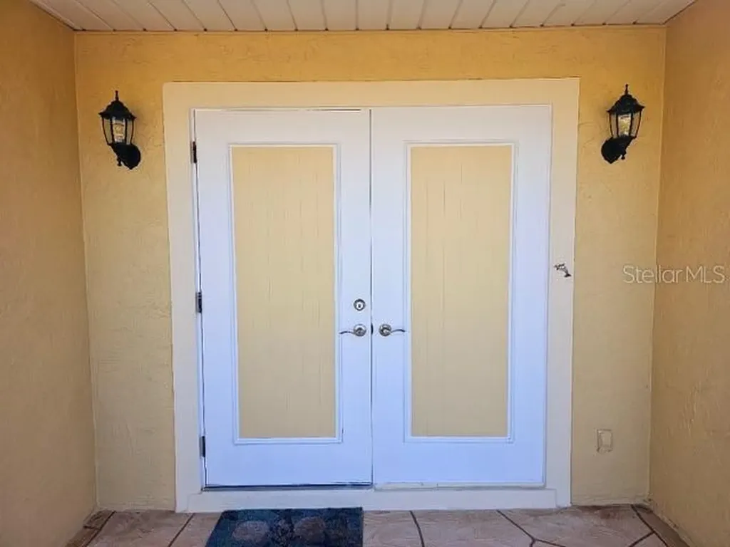 4 Windsor Drive Englewood FL 34223