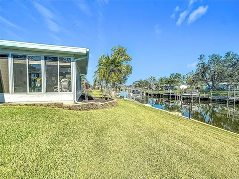 4 Windsor Drive Englewood FL 34223