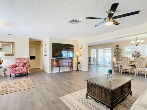 4 Windsor Drive Englewood FL 34223