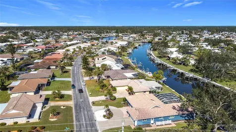 4 Windsor Drive Englewood FL 34223