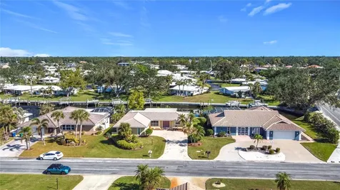 4 Windsor Drive Englewood FL 34223