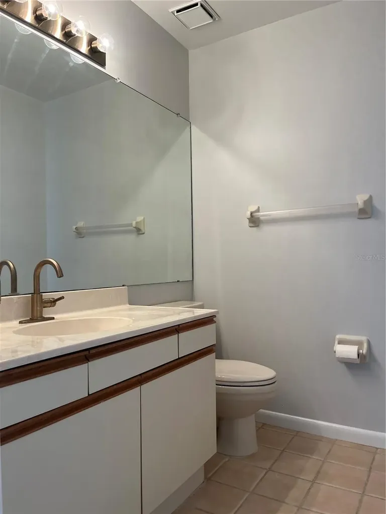 8 Marina Point Place Palm Coast FL 32137