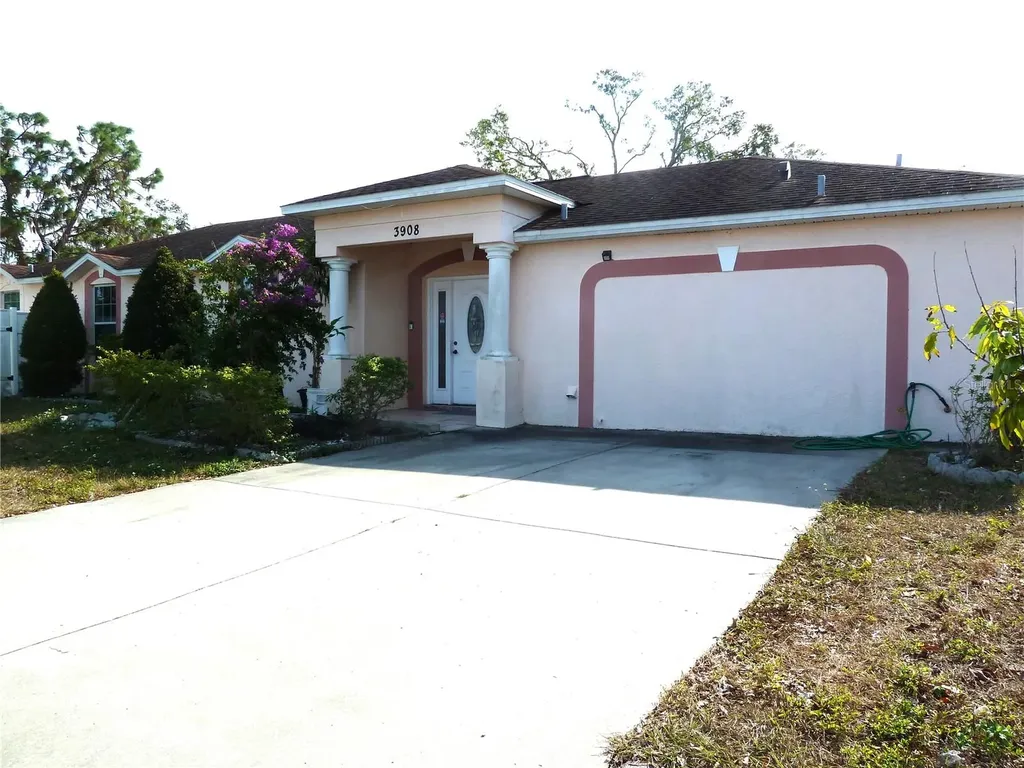 3908 W Broad Street Tampa FL 33614