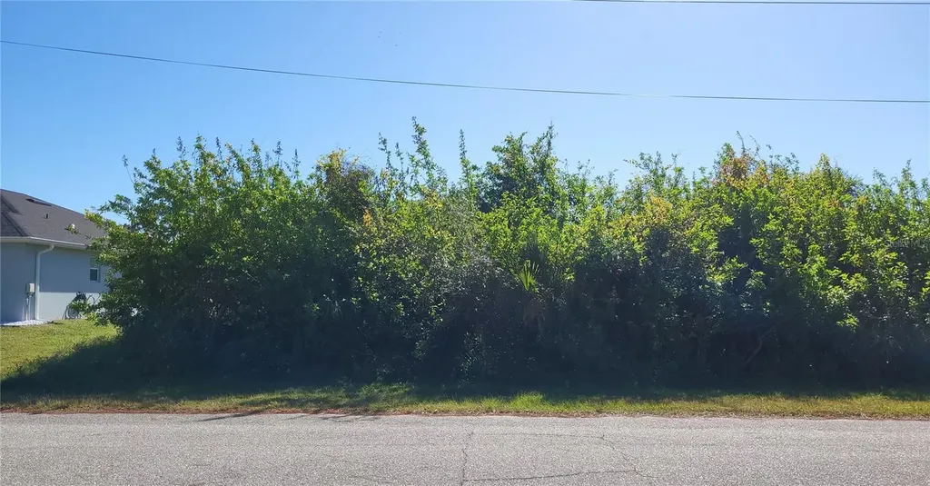 14041 Wenzel Avenue Port Charlotte FL 33981