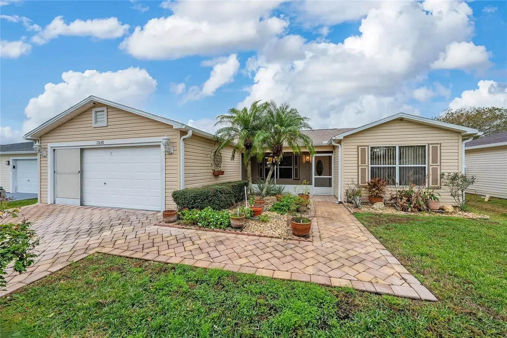 17648 SE 93rd Butler Court The Villages FL 32162