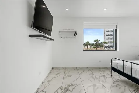 1035 Calle Marginal Villamar Carolina PR 00979