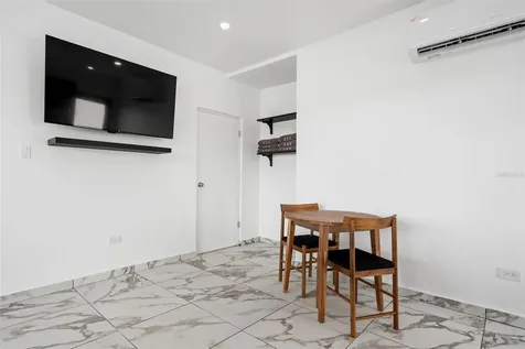 1035 Calle Marginal Villamar Carolina PR 00979