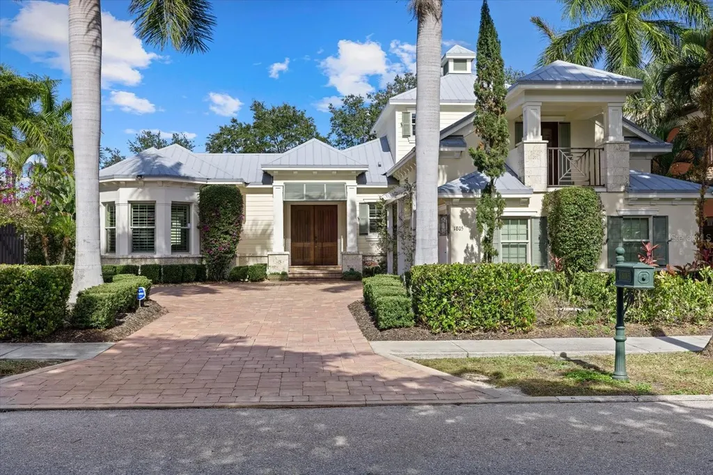 1805 Datura Street Sarasota FL 34239