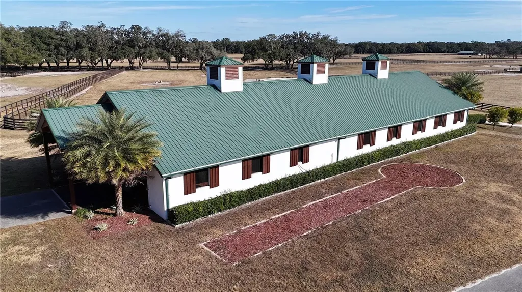 2153 SE Hwy-41 SE Highway 41 Morriston FL 32668