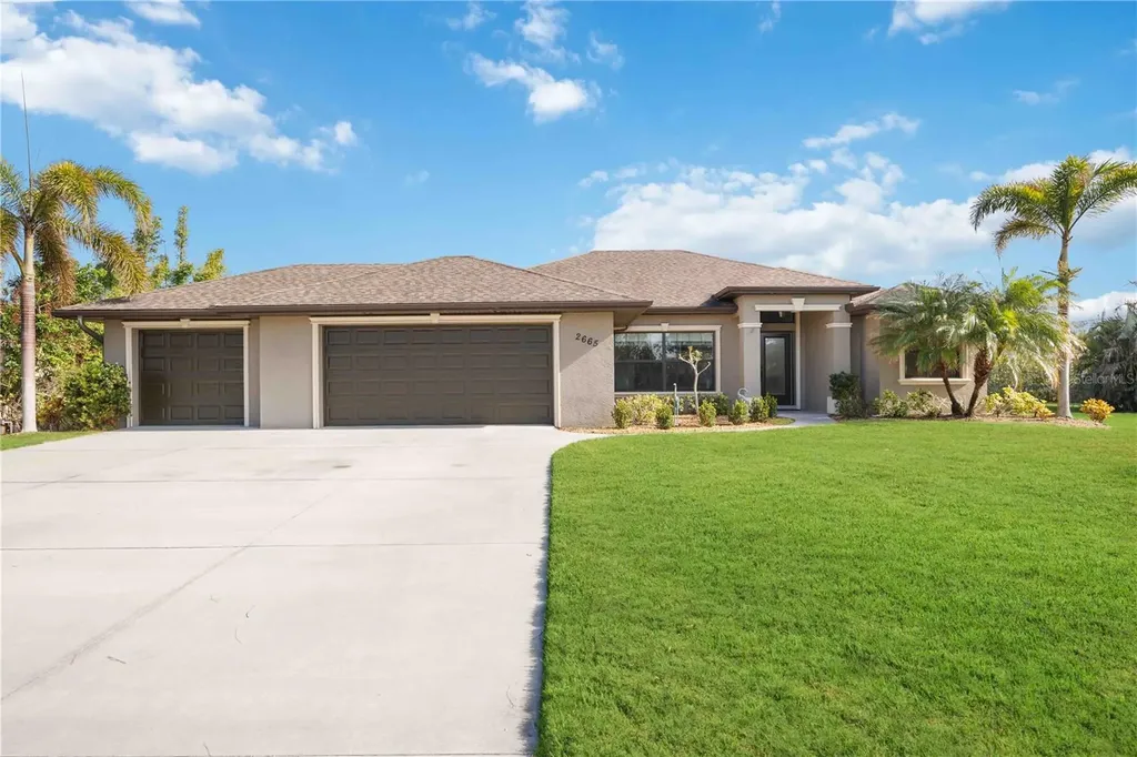 2665 Alamander Avenue Englewood FL 34223