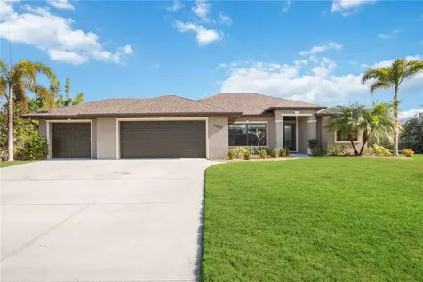 2665 Alamander Avenue Englewood FL 34223