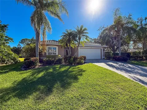4854 Sabal Lake Circle Sarasota FL 34238