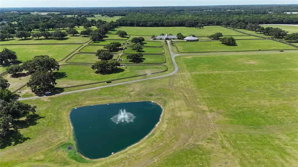 6800 SE 193rd Street Micanopy FL 32667