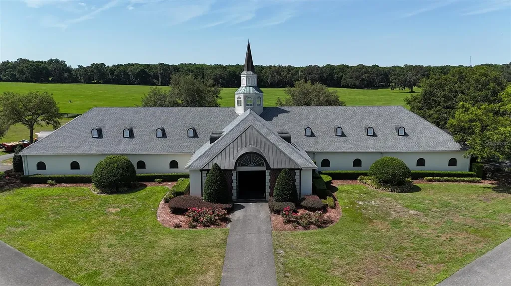 6800 SE 193rd Street Micanopy FL 32667