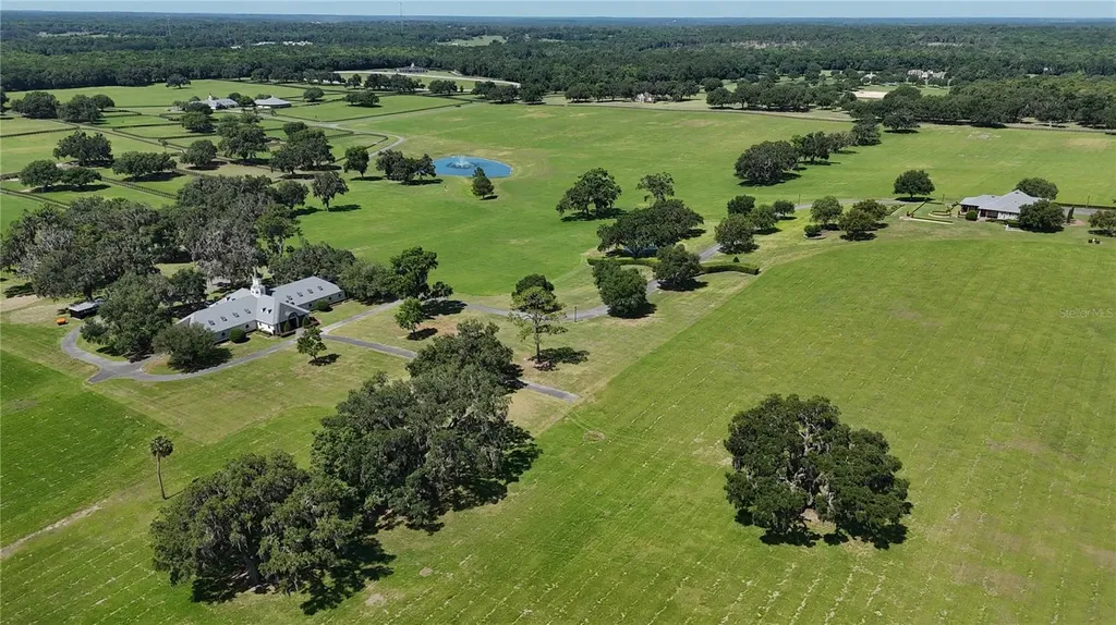6800 SE 193rd Street Micanopy FL 32667