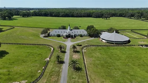 6800 SE 193rd Street Micanopy FL 32667