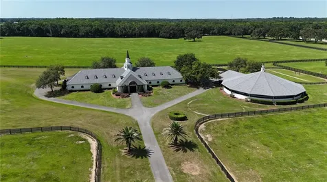 6800 SE 193rd Street Micanopy FL 32667