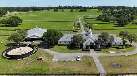 6800 SE 193rd Street Micanopy FL 32667