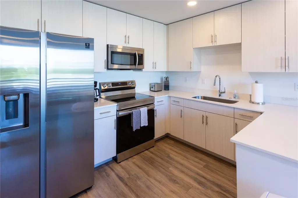 1709 N Tamiami Trail Sarasota FL 34234