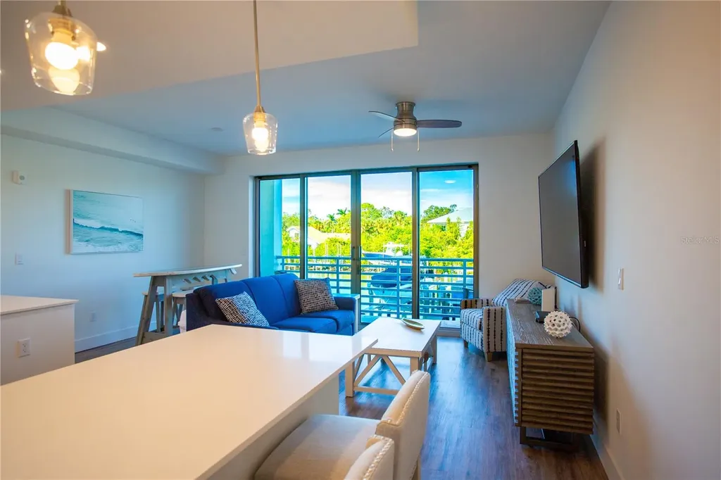 1709 N Tamiami Trail Sarasota FL 34234