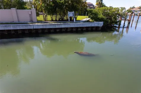1709 N Tamiami Trail Sarasota FL 34234
