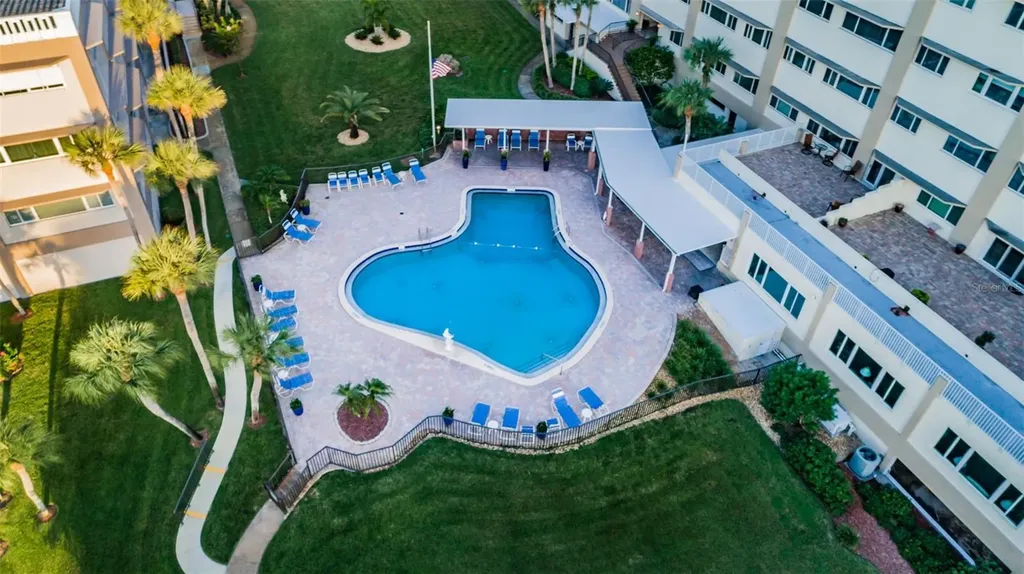 100 Bluff View Drive Belleair Bluffs FL 33770