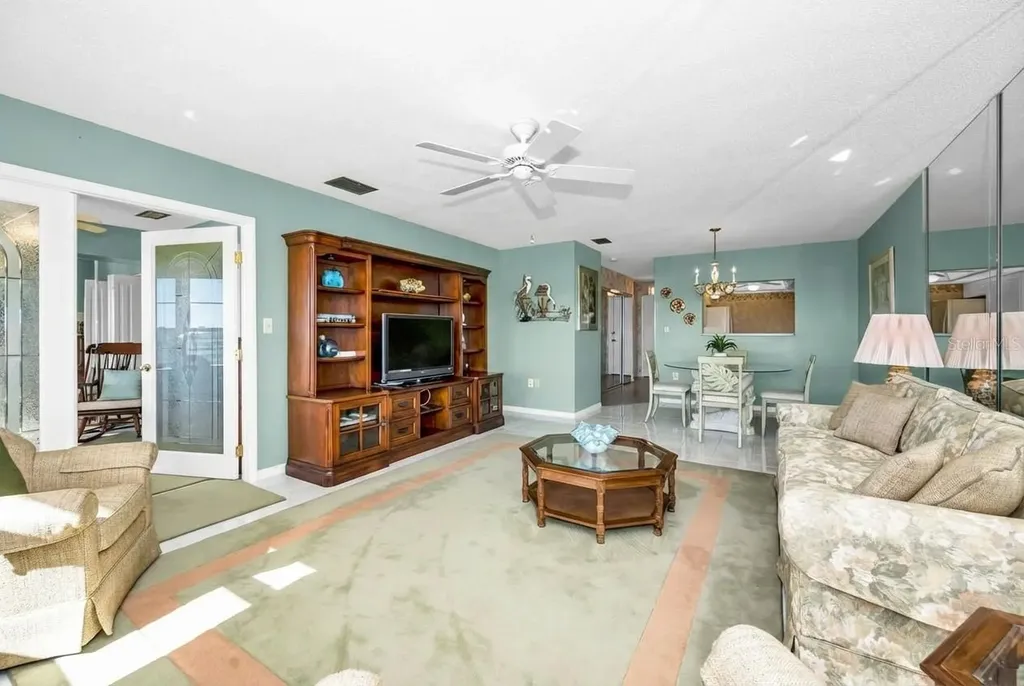 100 Bluff View Drive Belleair Bluffs FL 33770