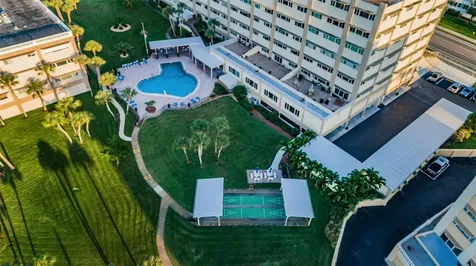 100 Bluff View Drive Belleair Bluffs FL 33770
