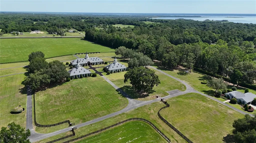 6500A NW 193rd Street Micanopy FL 32667