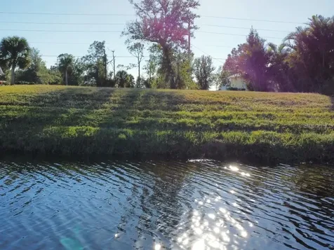 683 Rotonda Circle Rotonda West FL 33947