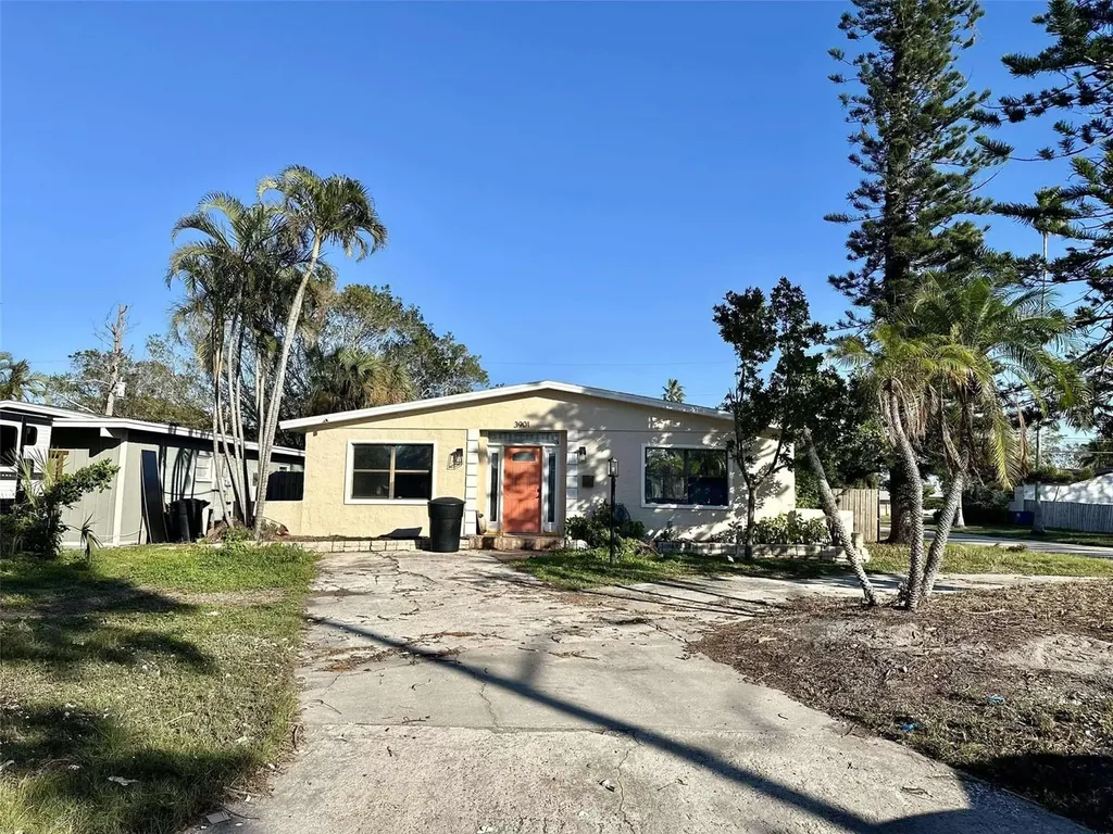 3901 Huntington Street NE St Petersburg FL 33703