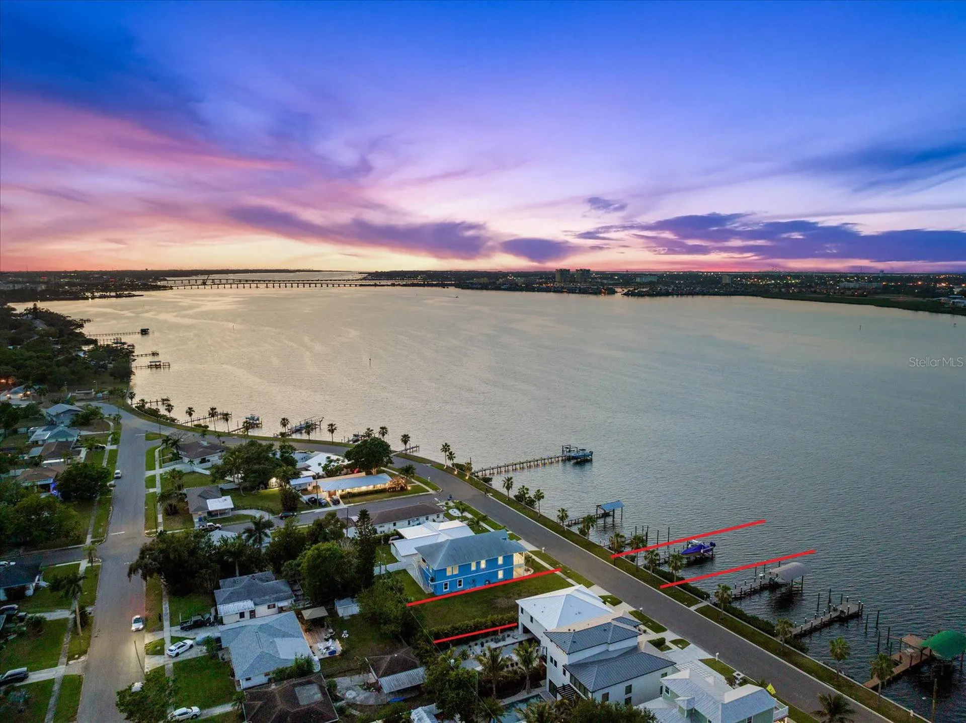 1910 Riverside Drive E Bradenton FL 34208