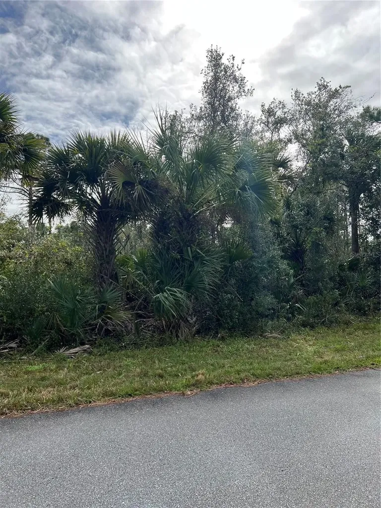 14059 Hughes Avenue Port Charlotte FL 33953