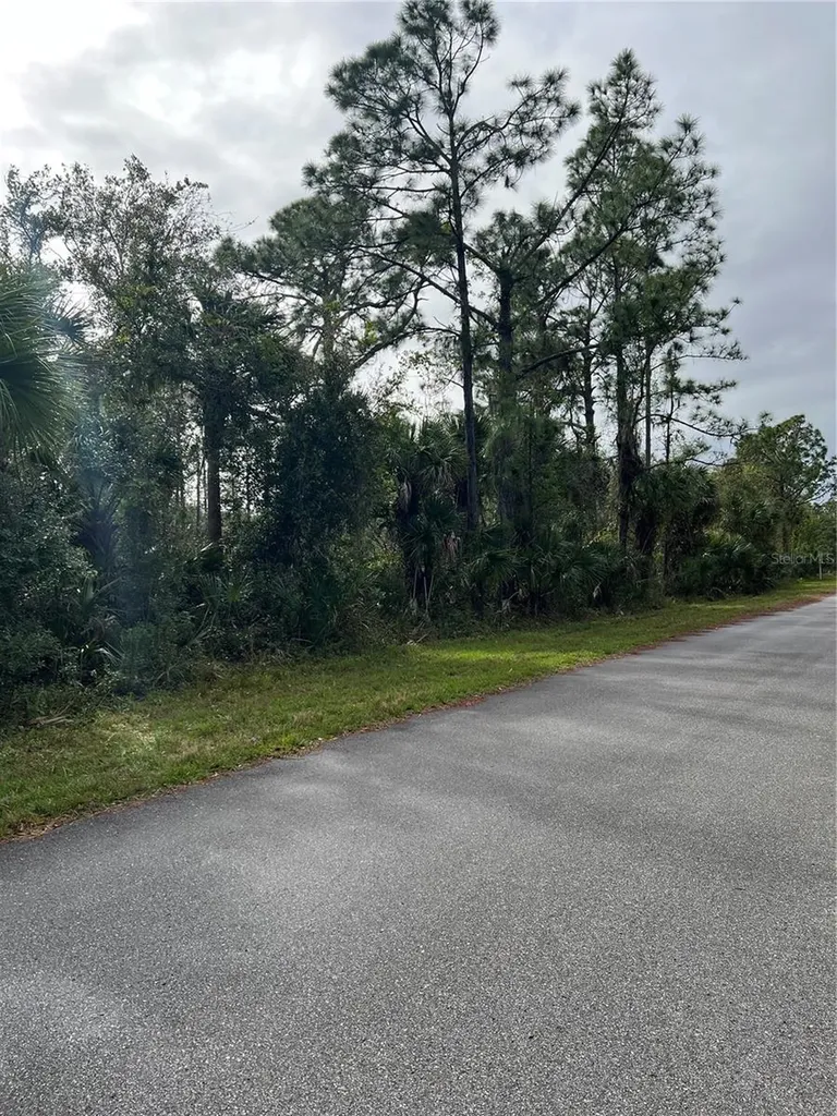 14059 Hughes Avenue Port Charlotte FL 33953