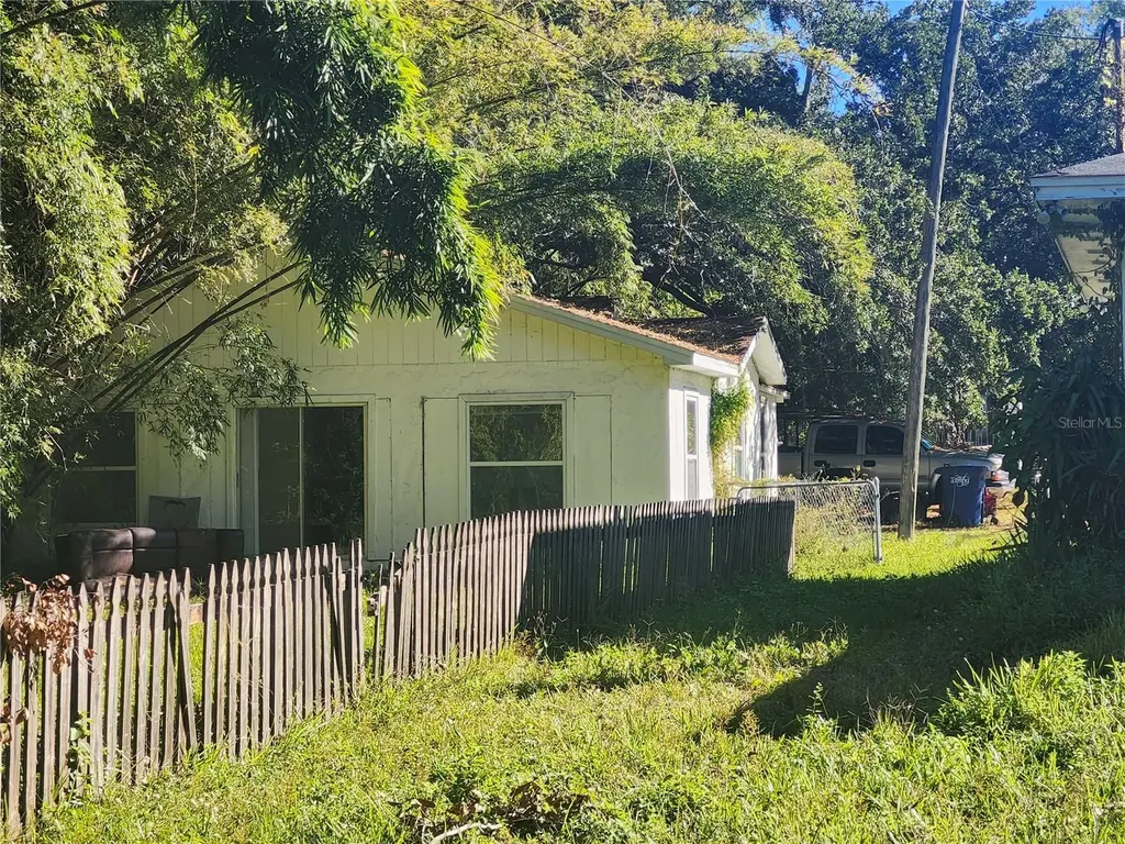 7222 N Ola Avenue Tampa FL 33604