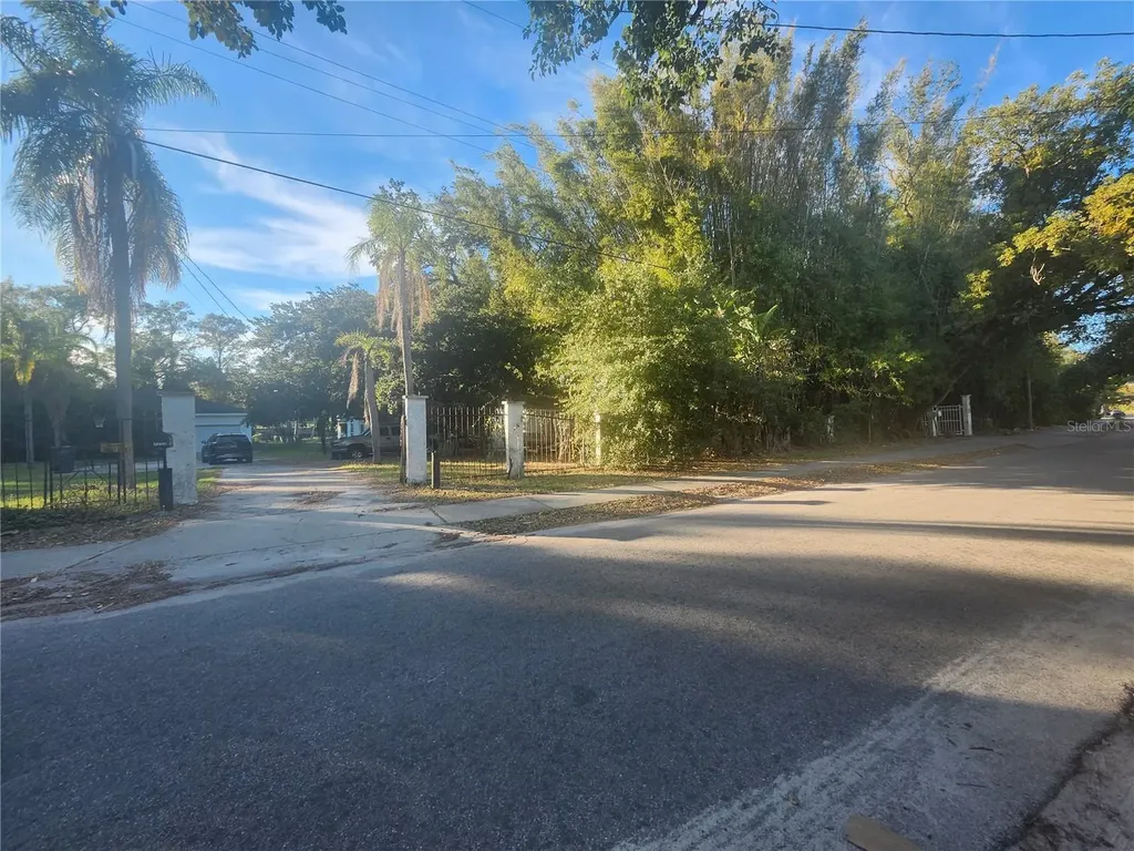 7222 N Ola Avenue Tampa FL 33604