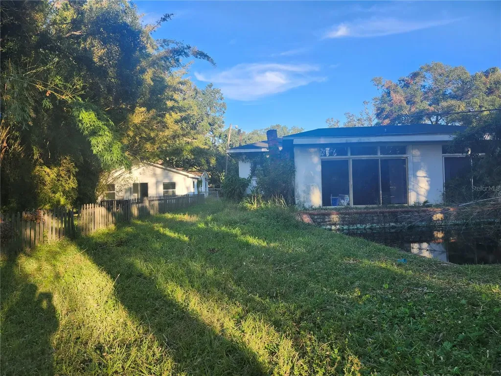 7222 N Ola Avenue Tampa FL 33604