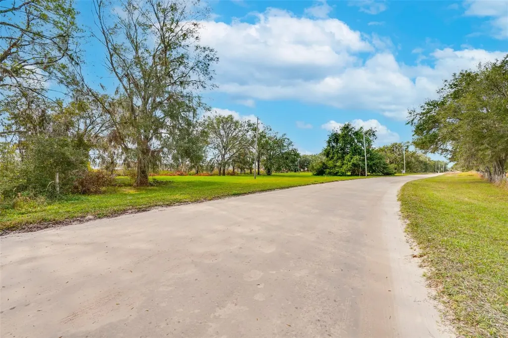 0000 Mckendree Road Wesley Chapel FL 33545