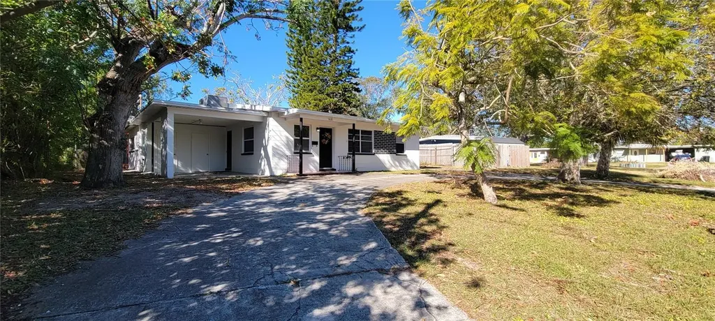 3600 63rd Way N St Petersburg FL 33710
