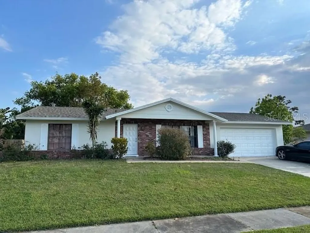 8232 Fraim Court Orlando FL 32825